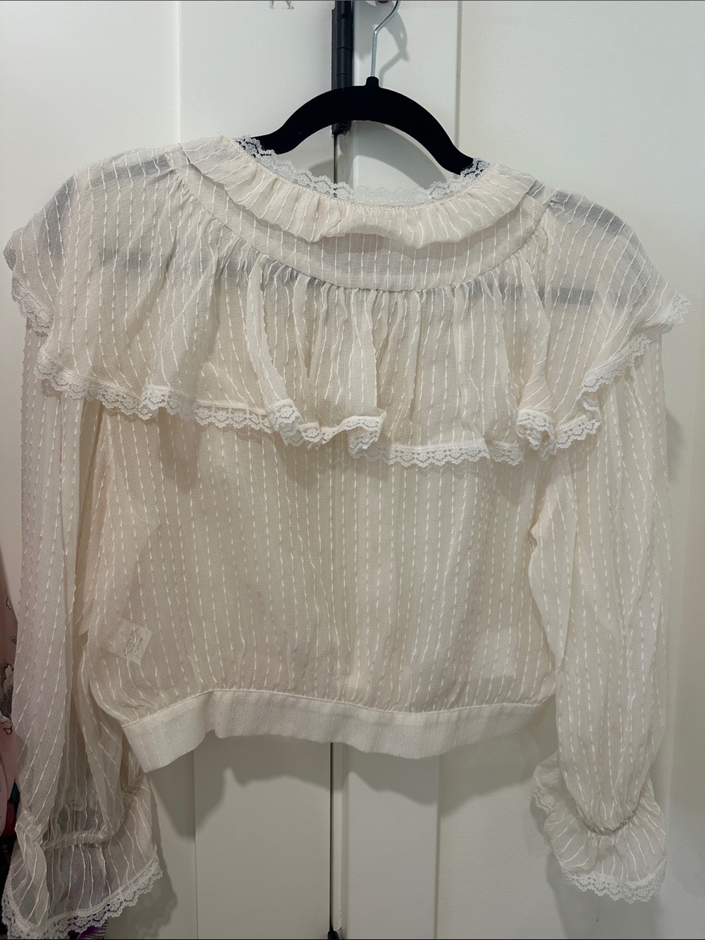 Stone Cold Fox Cream Sheer Ruffle Button-Front Blouse - Picture 4 of 4